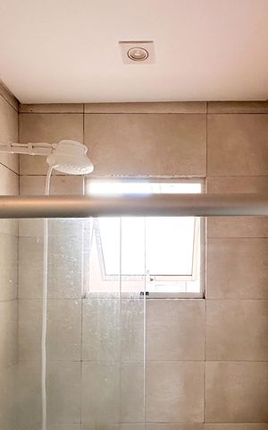 Casa para alugar com 220m², 3 quartos e 3 vagas Casa para alugar com 220m², 3 quartos e 3 vagasBanheiro da Suíte