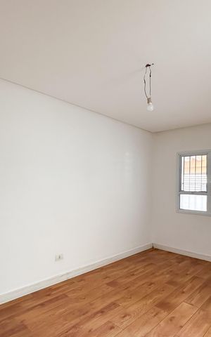 Casa para alugar com 220m², 3 quartos e 3 vagas Casa para alugar com 220m², 3 quartos e 3 vagasSala