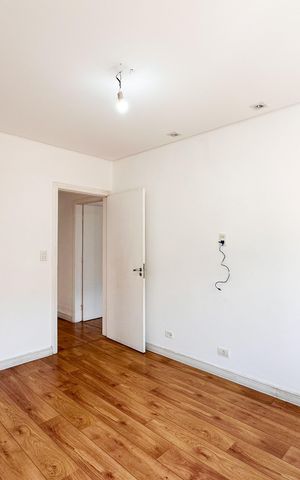 Casa para alugar com 220m², 3 quartos e 3 vagas Casa para alugar com 220m², 3 quartos e 3 vagasSuíte