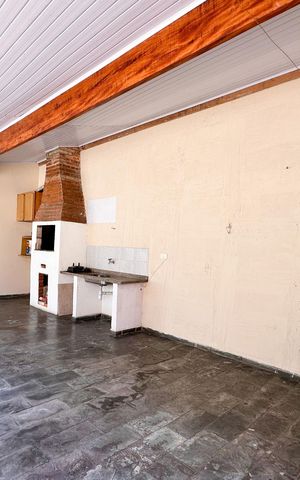 Casa para alugar com 220m², 3 quartos e 3 vagas Casa para alugar com 220m², 3 quartos e 3 vagasÁrea gourmet