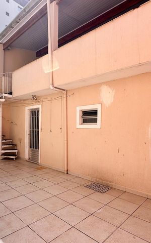 Casa para alugar com 220m², 3 quartos e 3 vagas Casa para alugar com 220m², 3 quartos e 3 vagasQuintal