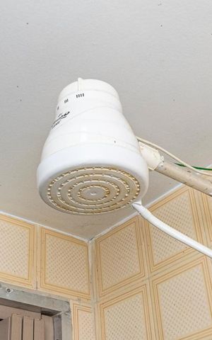 Apartamento para alugar com 89m², 2 quartos e 1 vaga Apartamento para alugar com 89m², 2 quartos e 1 vagaBanheiro de Serviço