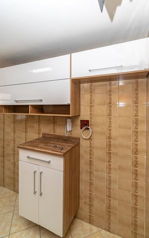 Apartamento para alugar com 89m², 2 quartos e 1 vaga Apartamento para alugar com 89m², 2 quartos e 1 vagaCozinha - Armários