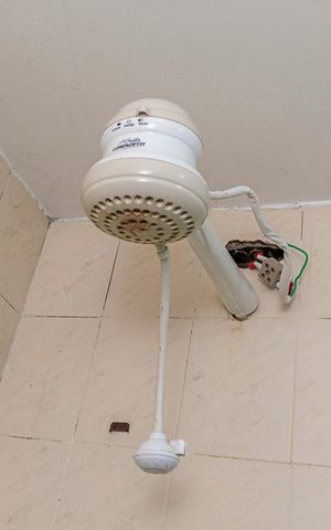 Apartamento para alugar com 89m², 2 quartos e 1 vaga Apartamento para alugar com 89m², 2 quartos e 1 vagaBanheiro