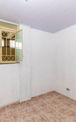 Casa à venda com 60m², 2 quartos e sem vaga Casa à venda com 60m², 2 quartos e sem vagaQuarto 1