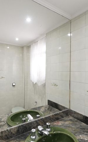 Apartamento à venda com 170m², 4 quartos e 2 vagasBanheiro