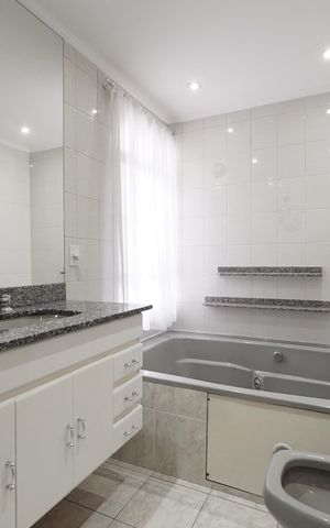 Apartamento à venda com 170m², 4 quartos e 2 vagasBanheiro Suíte