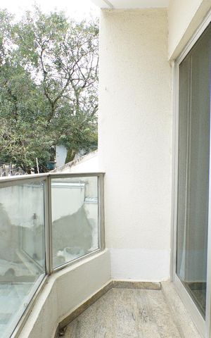 Apartamento à venda com 170m², 4 quartos e 2 vagasVaranda