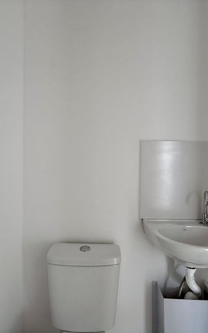 Apartamento à venda com 29m², 2 quartos e sem vaga Apartamento à venda com 29m², 2 quartos e sem vagaBanheiro