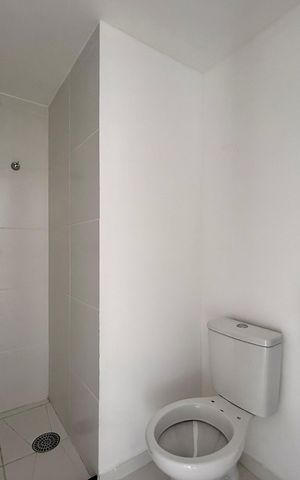 Apartamento à venda com 29m², 2 quartos e sem vaga Apartamento à venda com 29m², 2 quartos e sem vagaBanheiro