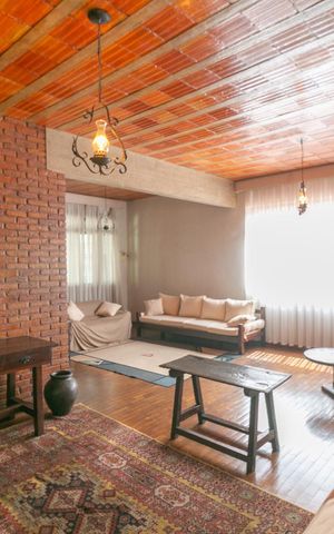 Casa à venda com 1300m², 4 quartos e 4 vagas