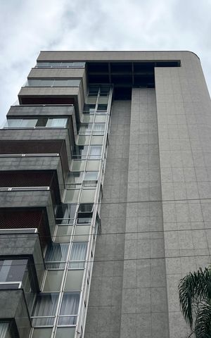 Apartamento à venda com 130m², 4 quartos e 2 vagas