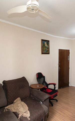Apartamento à venda com 67m², 1 quarto e 1 vagaSala