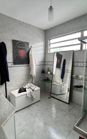 Casa à venda com 340m², 4 quartos e 2 vagas