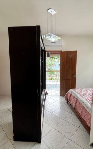 Casa à venda com 340m², 4 quartos e 2 vagas