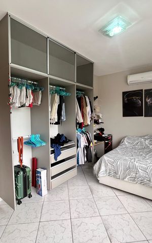 Casa à venda com 340m², 4 quartos e 2 vagas