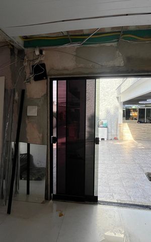 Casa à venda com 340m², 4 quartos e 2 vagas