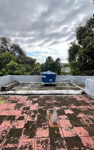 Casa à venda com 340m², 4 quartos e 2 vagas