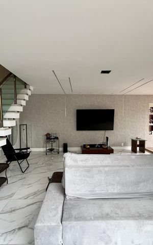 Casa à venda com 340m², 4 quartos e 2 vagas