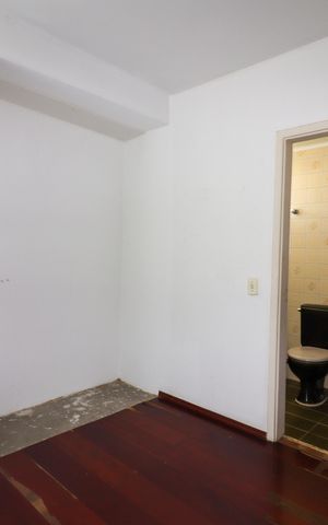 Apartamento à venda com 98m², 2 quartos e 1 vaga Apartamento à venda com 98m², 2 quartos e 1 vagaSuíte