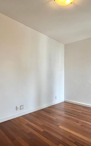 Apartamento à venda com 120m², 3 quartos e 3 vagas Apartamento à venda com 120m², 3 quartos e 3 vagasSuite 1