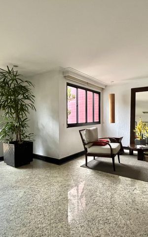 Apartamento à venda com 120m², 3 quartos e 3 vagas Apartamento à venda com 120m², 3 quartos e 3 vagasHall social