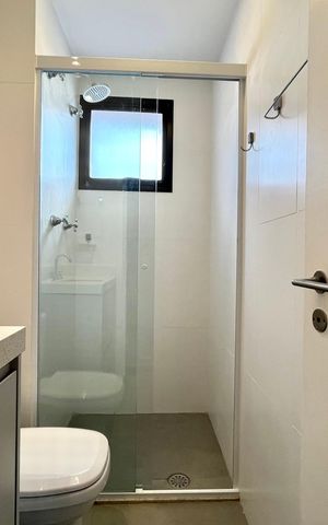 Apartamento à venda com 120m², 3 quartos e 3 vagas Apartamento à venda com 120m², 3 quartos e 3 vagasBanheiro Corredor