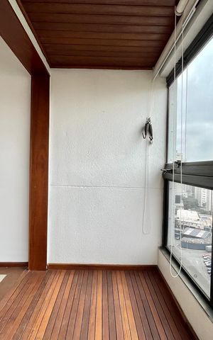 Apartamento à venda com 120m², 3 quartos e 3 vagas Apartamento à venda com 120m², 3 quartos e 3 vagasVaranda