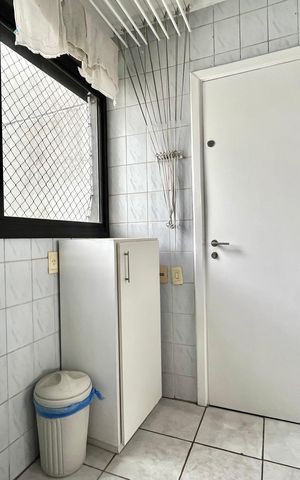 Apartamento à venda com 120m², 3 quartos e 3 vagas Apartamento à venda com 120m², 3 quartos e 3 vagasÁrea de Serviço