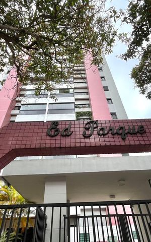 Apartamento à venda com 120m², 3 quartos e 3 vagas Apartamento à venda com 120m², 3 quartos e 3 vagasFachada