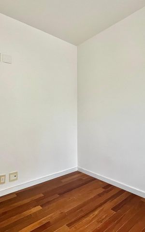Apartamento à venda com 120m², 3 quartos e 3 vagas Apartamento à venda com 120m², 3 quartos e 3 vagasSuite 2