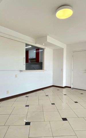 Apartamento à venda com 120m², 3 quartos e 3 vagas Apartamento à venda com 120m², 3 quartos e 3 vagasSala