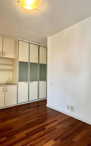 Apartamento à venda com 120m², 3 quartos e 3 vagas Apartamento à venda com 120m², 3 quartos e 3 vagasSuite 1