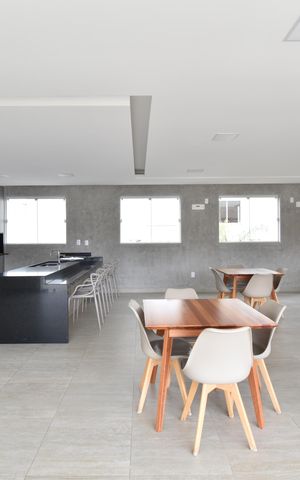 Apartamento para alugar com 55m², 2 quartos e 2 vagasÁrea comum - Salão de festas