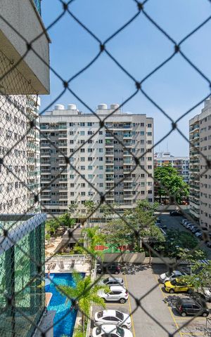 Apartamento à venda com 56m², 2 quartos e 1 vaga Apartamento à venda com 56m², 2 quartos e 1 vagaVista da Área de Serviço