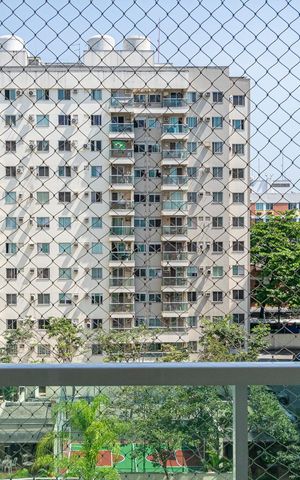 Apartamento à venda com 56m², 2 quartos e 1 vaga Apartamento à venda com 56m², 2 quartos e 1 vagaVista da Varanda da Sala