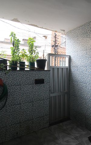 Casa para alugar com 120m², 2 quartos e sem vagaVaranda