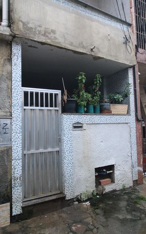 Casa para alugar com 120m², 2 quartos e sem vagaFachada