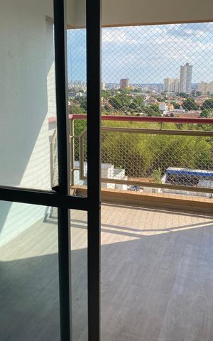 Apartamento à venda com 83m², 3 quartos e 2 vagas Apartamento à venda com 83m², 3 quartos e 2 vagasVaranda