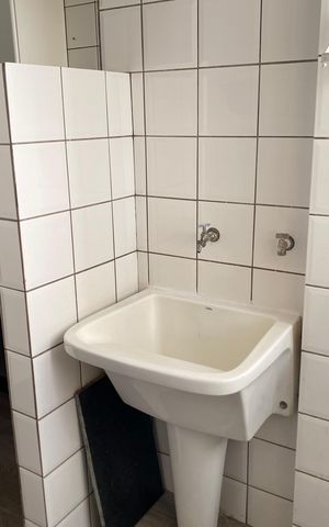 Apartamento à venda com 83m², 3 quartos e 2 vagas Apartamento à venda com 83m², 3 quartos e 2 vagasÁrea de serviço
