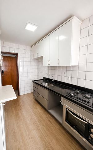 Apartamento à venda com 83m², 3 quartos e 2 vagas Apartamento à venda com 83m², 3 quartos e 2 vagasCozinha