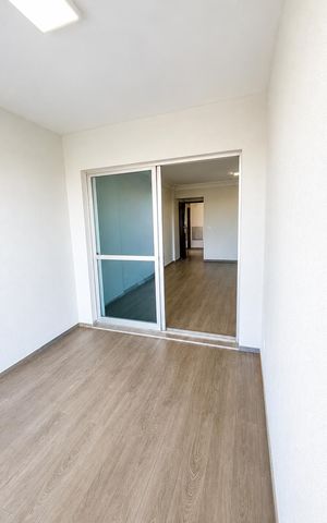 Apartamento à venda com 83m², 3 quartos e 2 vagas Apartamento à venda com 83m², 3 quartos e 2 vagasVaranda