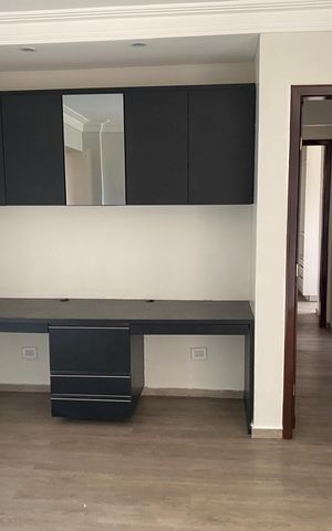 Apartamento à venda com 83m², 3 quartos e 2 vagas Apartamento à venda com 83m², 3 quartos e 2 vagasSala
