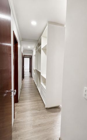 Apartamento à venda com 83m², 3 quartos e 2 vagas Apartamento à venda com 83m², 3 quartos e 2 vagasSuíte