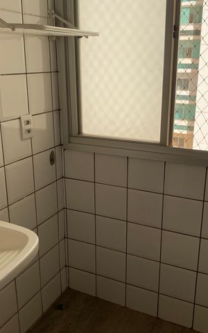 Apartamento à venda com 83m², 3 quartos e 2 vagas Apartamento à venda com 83m², 3 quartos e 2 vagasÁrea de serviço