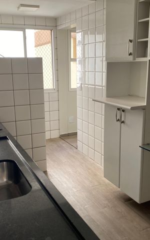 Apartamento à venda com 83m², 3 quartos e 2 vagas Apartamento à venda com 83m², 3 quartos e 2 vagasCozinha