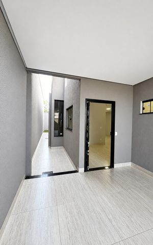 Casa à venda com 185m², 3 quartos e 2 vagas Casa à venda com 185m², 3 quartos e 2 vagasÁrea externa