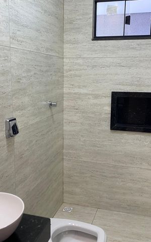 Casa à venda com 185m², 3 quartos e 2 vagas Casa à venda com 185m², 3 quartos e 2 vagasBanheiro Suíte 2
