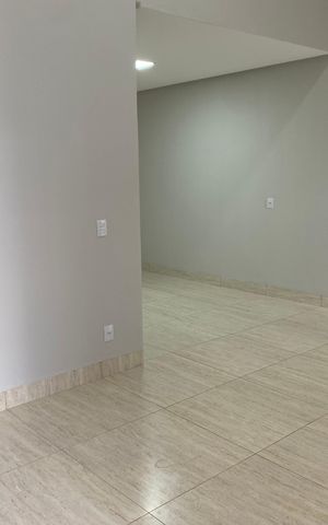 Casa à venda com 185m², 3 quartos e 2 vagas Casa à venda com 185m², 3 quartos e 2 vagasSala