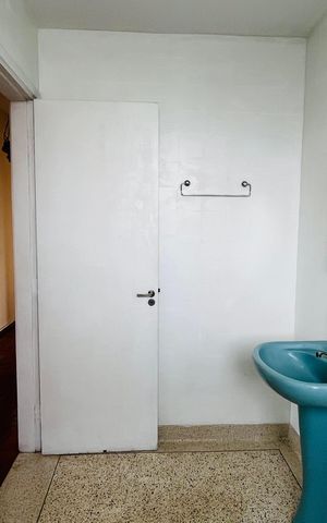 Apartamento à venda com 109m², 2 quartos e 1 vaga Apartamento à venda com 109m², 2 quartos e 1 vagaBanheiro